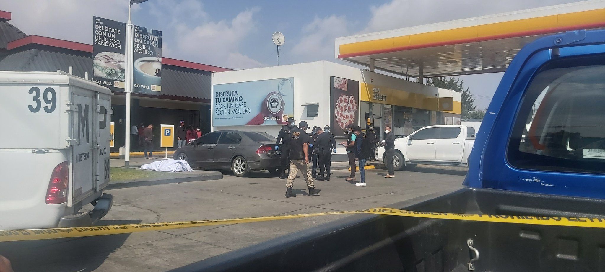 Localizan a hombre fallecido en interior de vehículo en Quetzaltenango