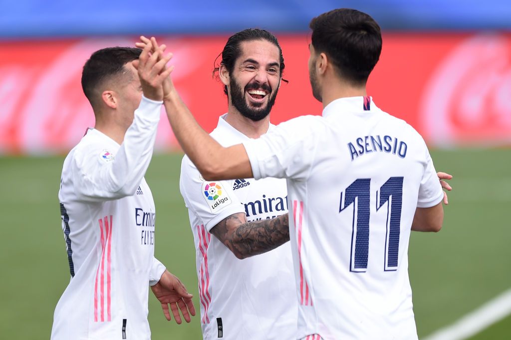 Real Madrid se impone al Eibar y piensa en el Liverpool