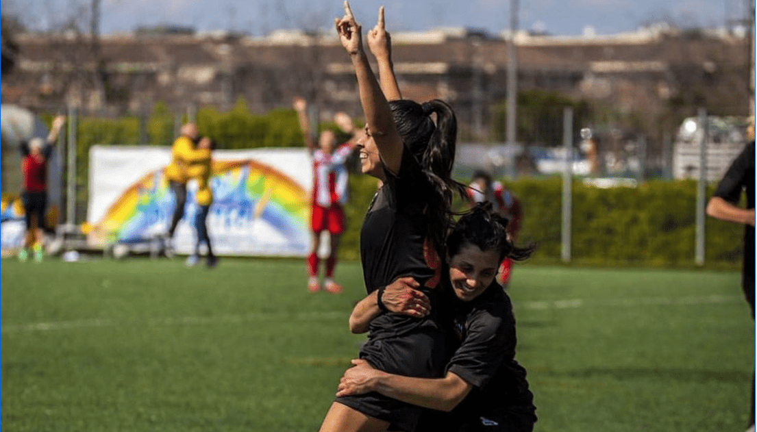 Ana Lucía Martínez saca a su equipo de la zona de descenso