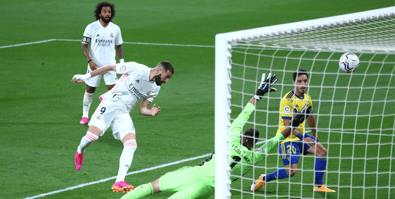 Benzema le da el liderato provisional al Real Madrid