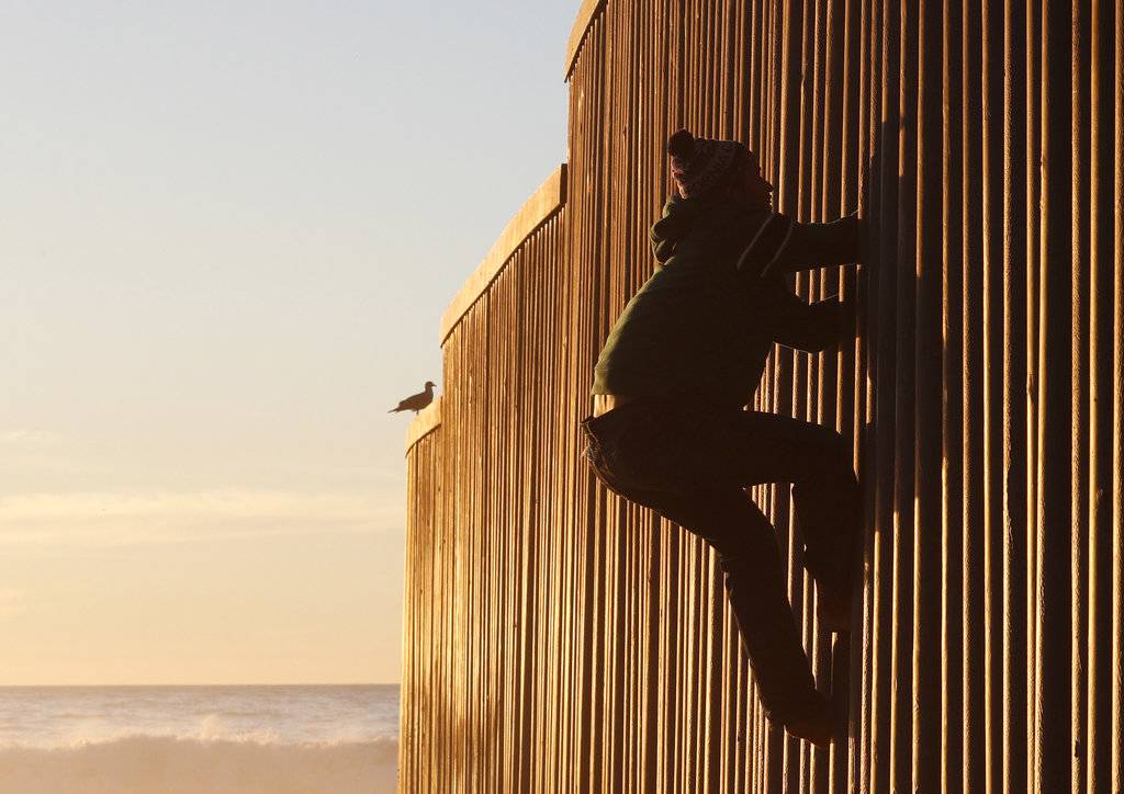 Detenciones en la frontera de Estados Unidos suben un 71% en marzo y tocan máximo en 15 años