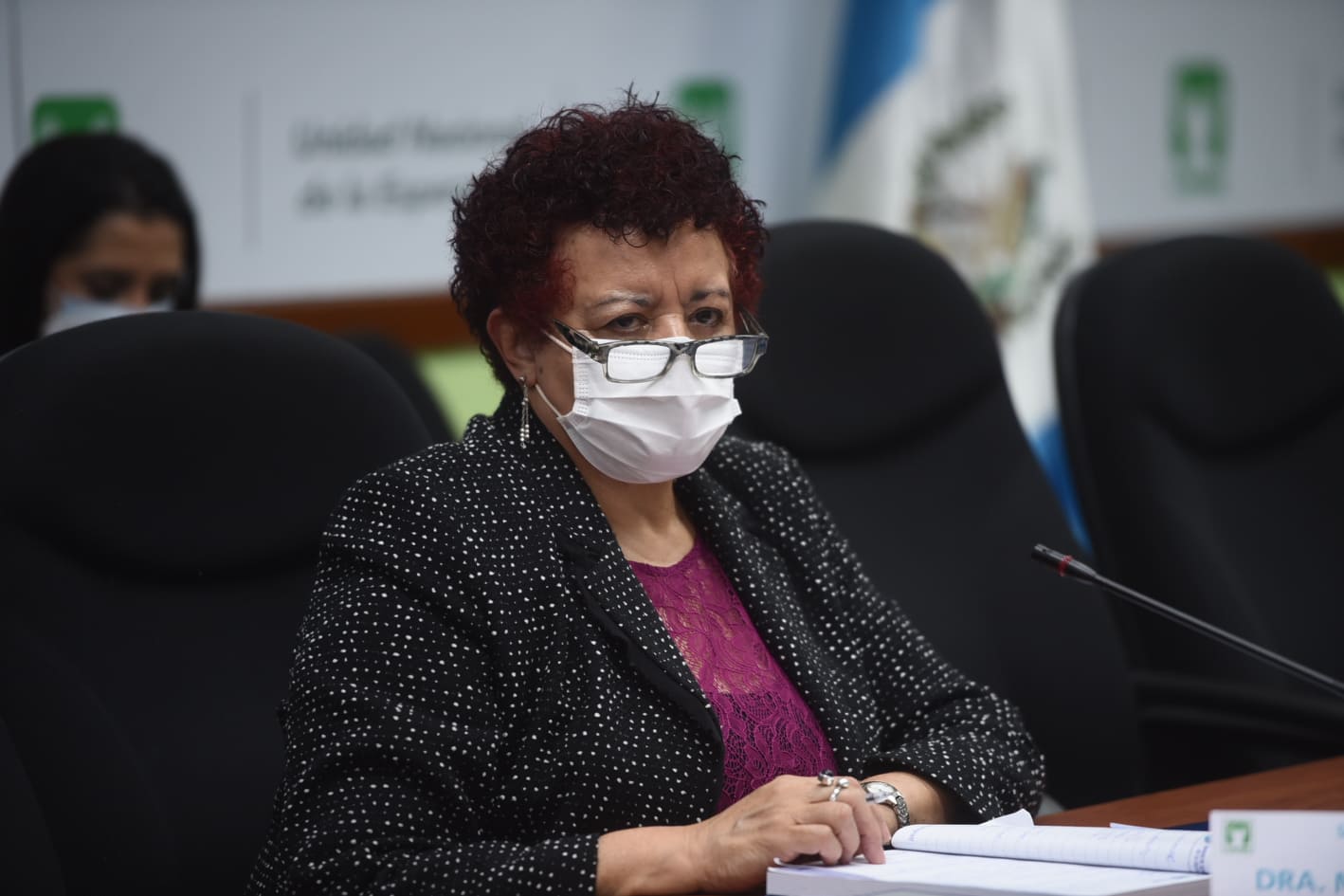 Ministra de Salud sobre compra de vacuna rusa: “Nunca negociamos con un intermediario”