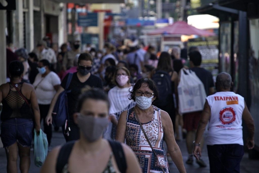 El segundo año de la pandemia está matando más gente que el primero, advierte la OMS