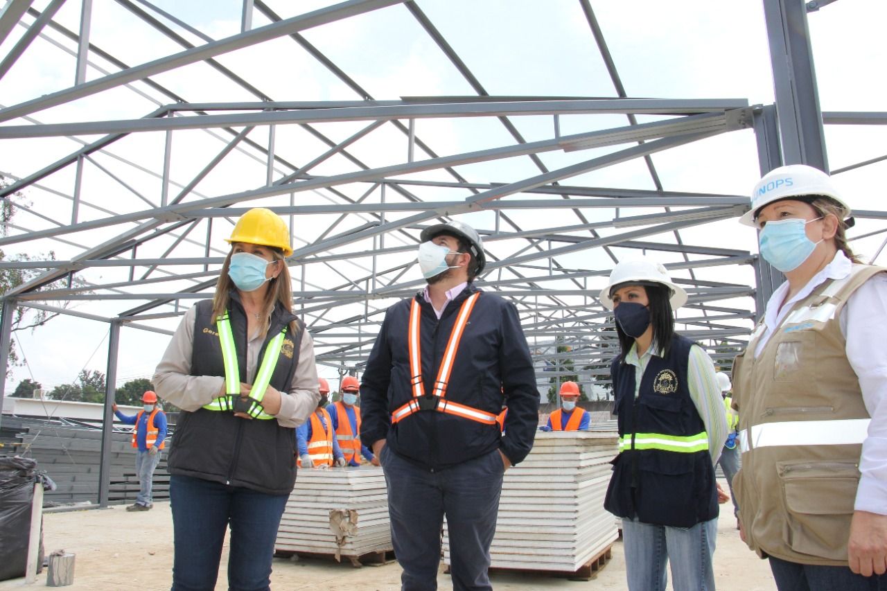 Hospital del IGSS para pacientes Covid-19 avanza construcción