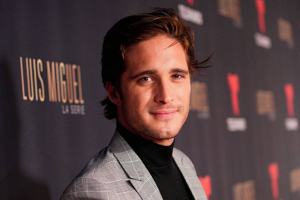 FOTOS. Diego Boneta ya se deja ver con su sexy y famosa novia