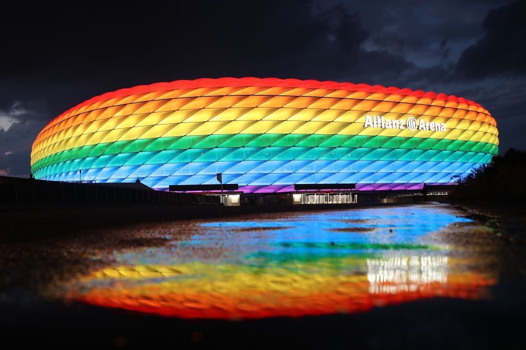 UEFA rechazó proyecto de Múnich de iluminar su estadio con los colores de la comunidad LGBT