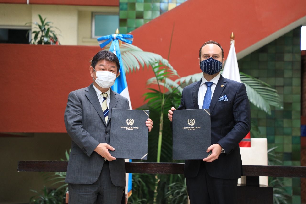 Japón dona equipo para la reconstrucción de daños causados por lluvia