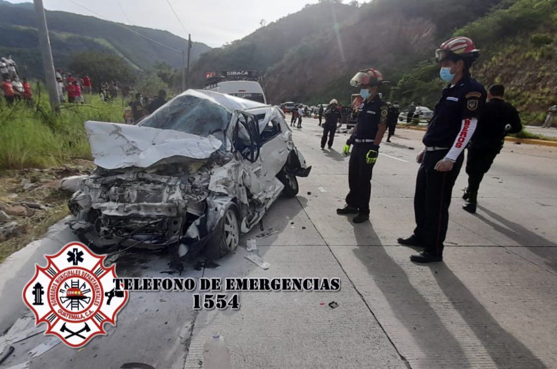 Cuatro fallecidos y cinco heridos deja múltiple choque en ruta al Atlántico