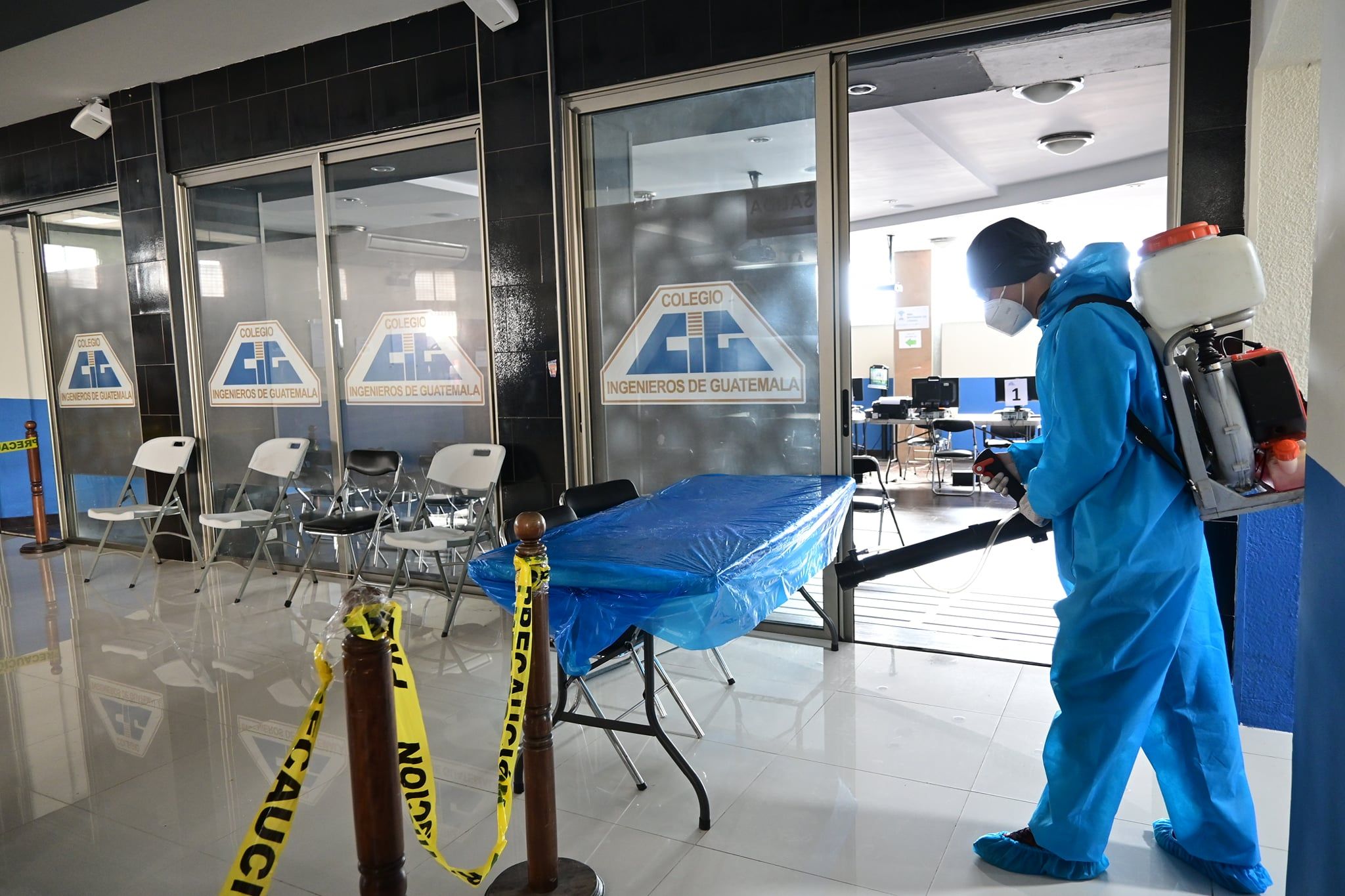 Centro de vacunación en Colegio de Ingenieros no atenderá este martes