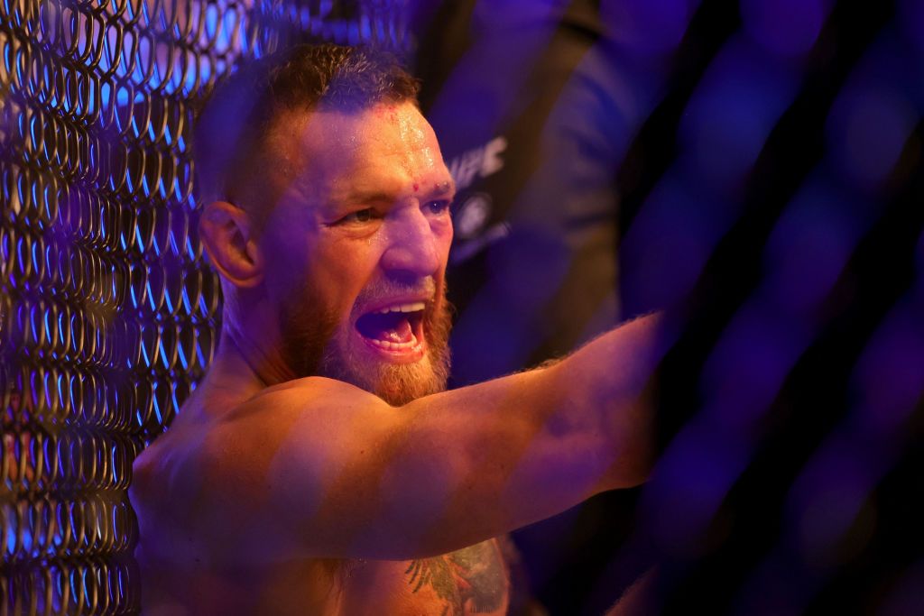 VIDEO. Conor McGregor sufre escalofriante lesión ante Dustin Poirier