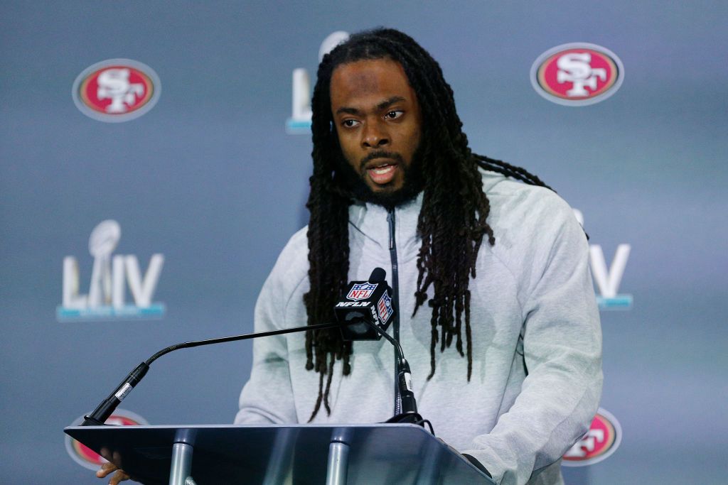 VIDEO. Detienen por violencia doméstica a Richard Sherman, estrella de la NFL