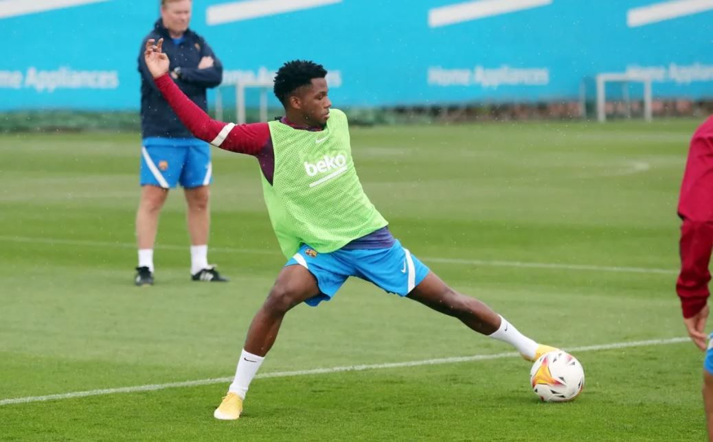 VIDEO. Ansu Fati regresa a los entrenos del FC Barcelona