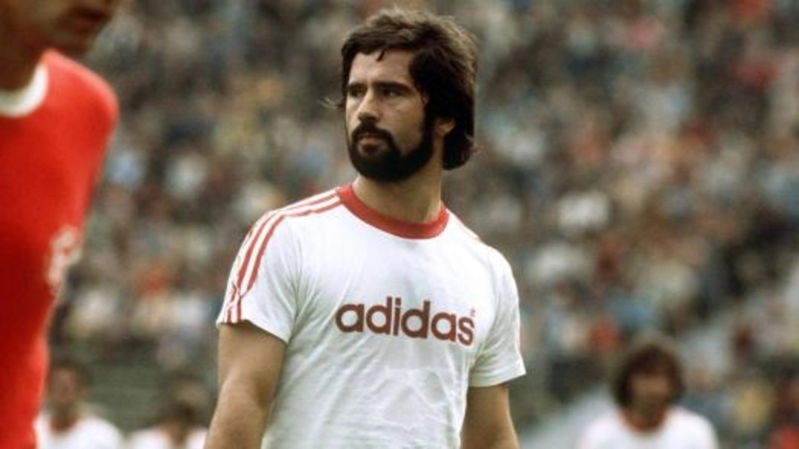 El histórico goleador alemán Gerd Müller falleció este domingo