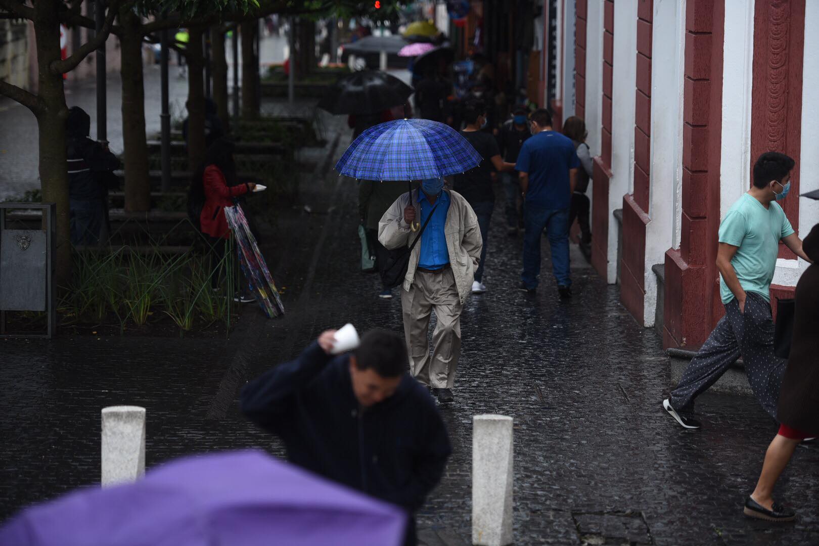 Conred: unas 1 mil 500 personas afectadas por lluvias de las últimas horas