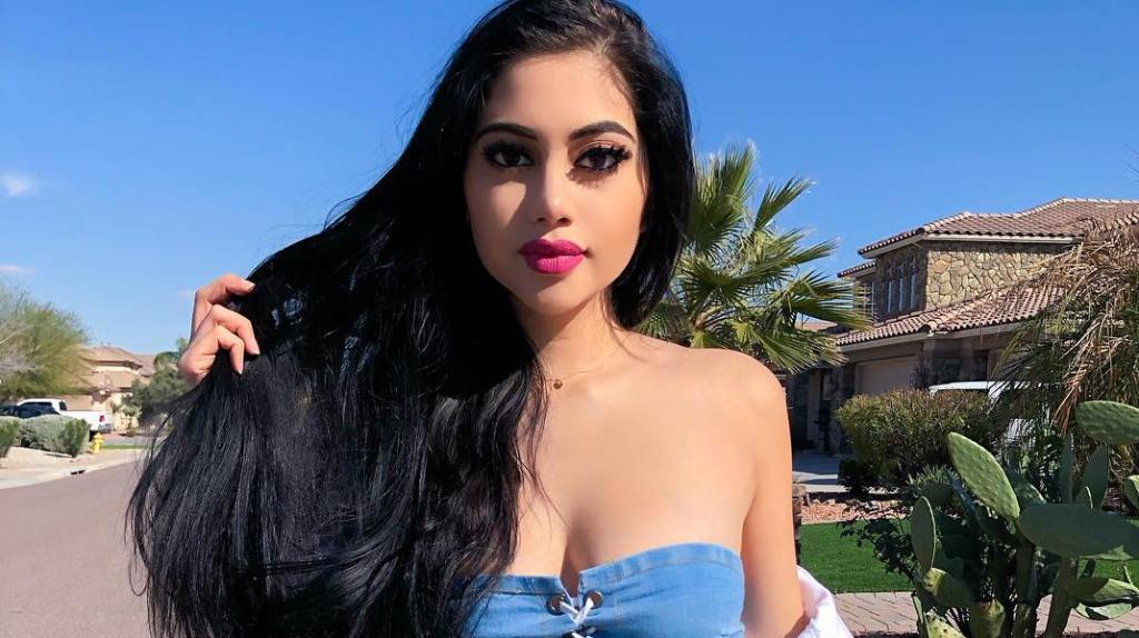 Jailyne Ojeda es criticada por presumir miles de dólares con atrevido atuendo