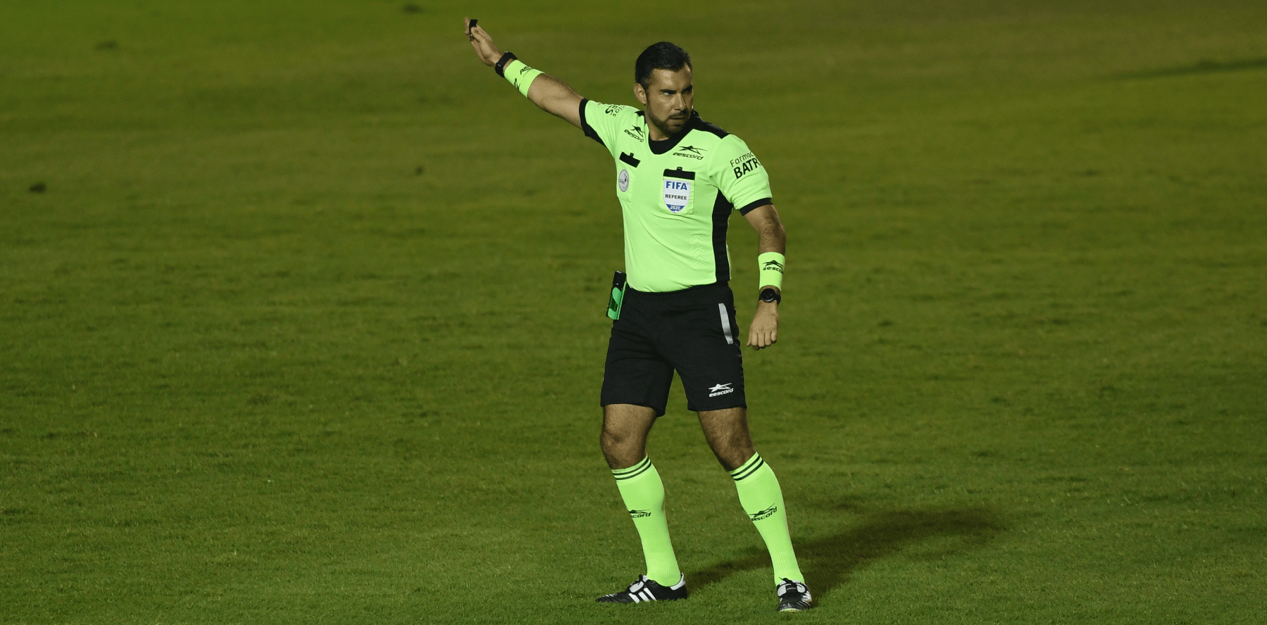 Mario Escobar tendrá una prueba de fuego en el Panamá-México