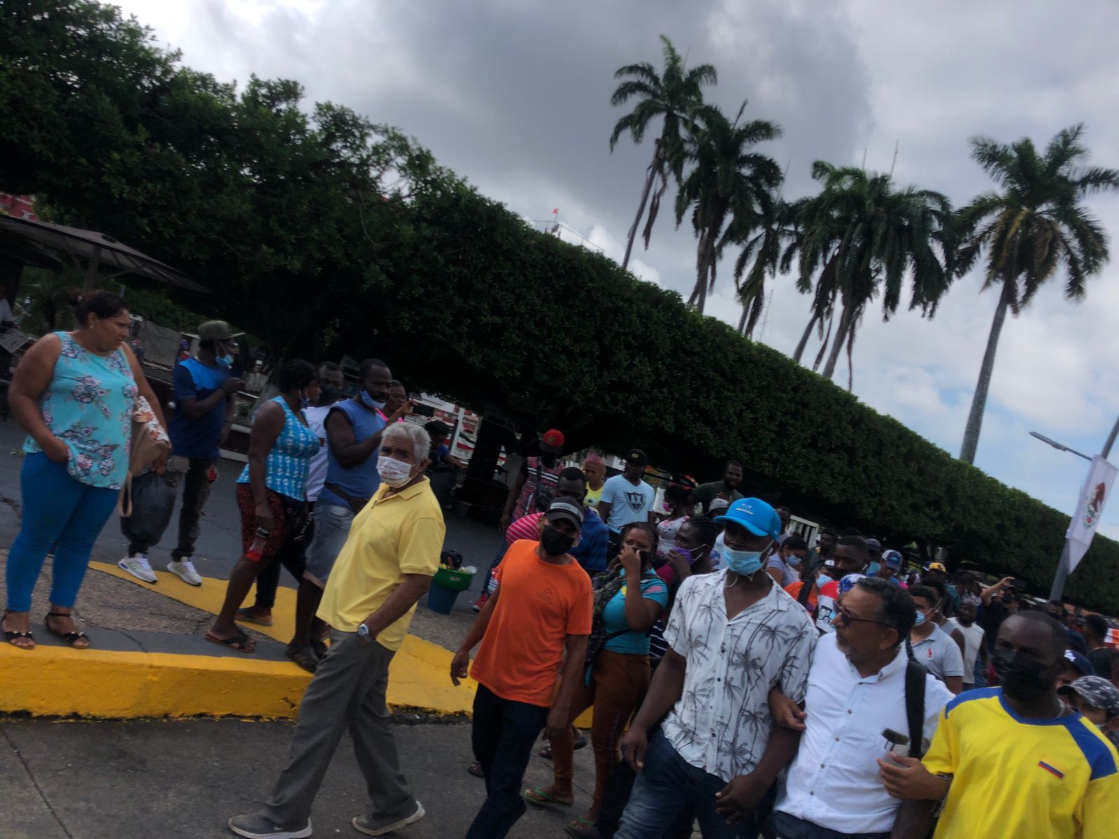 Migrantes haitianos esperan no ser retornados a Guatemala