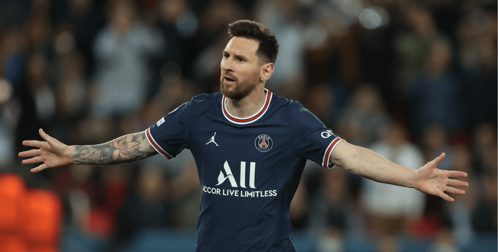 Messi enamora con su primer doblete en París