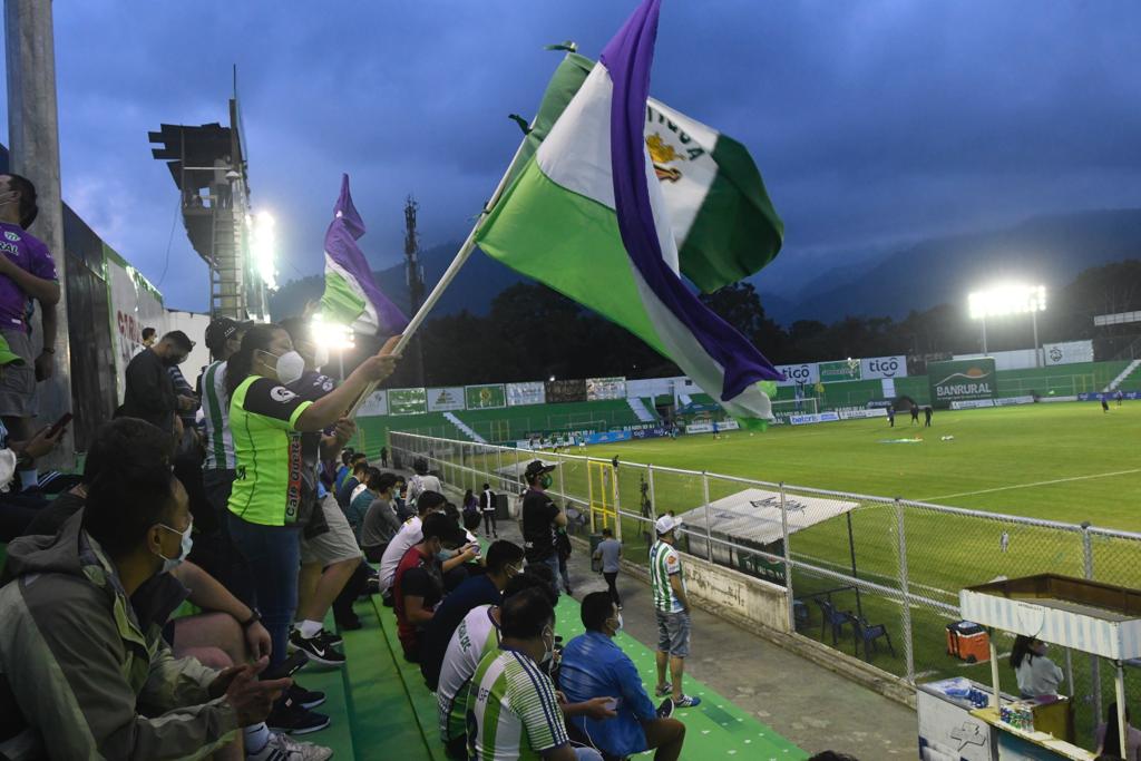 VIDEO. Estadio Pensativo volvió a abrir sus puertas para el ingreso de la afición