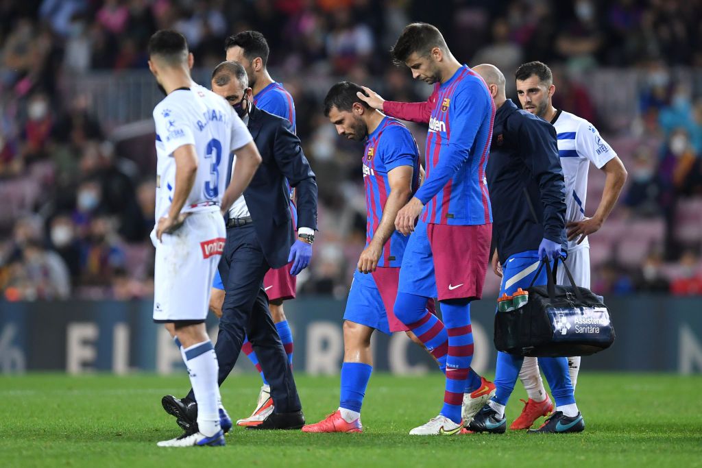 El ‘Kun’ Agüero sufrió una arritmia ante el Alavés, indican las primeras pruebas