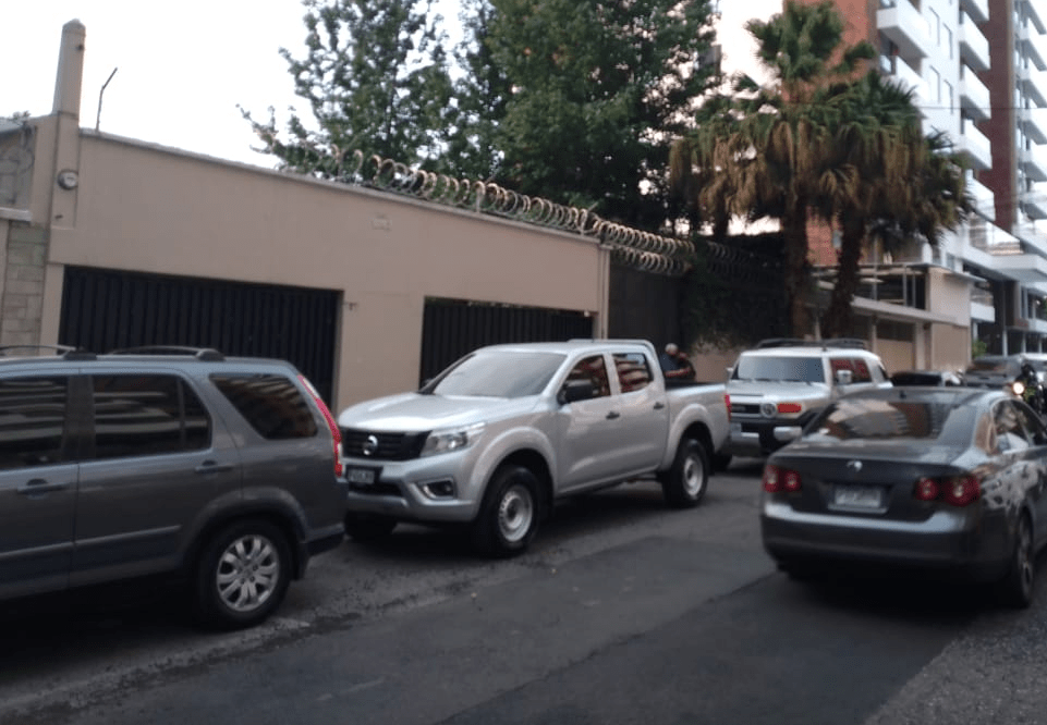 Investigan caso de pareja de esposos semienterrados en vivienda de zona 14