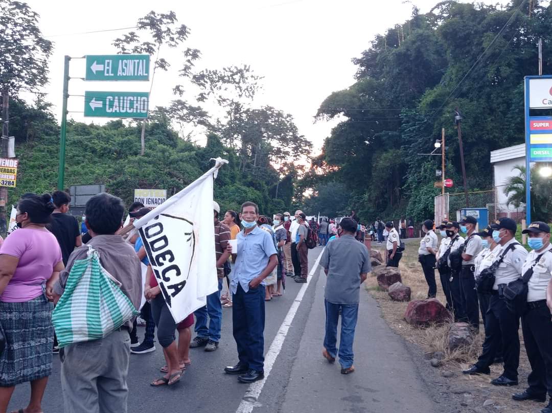 Persisten bloqueos y movilizaciones de Codeca por segundo día