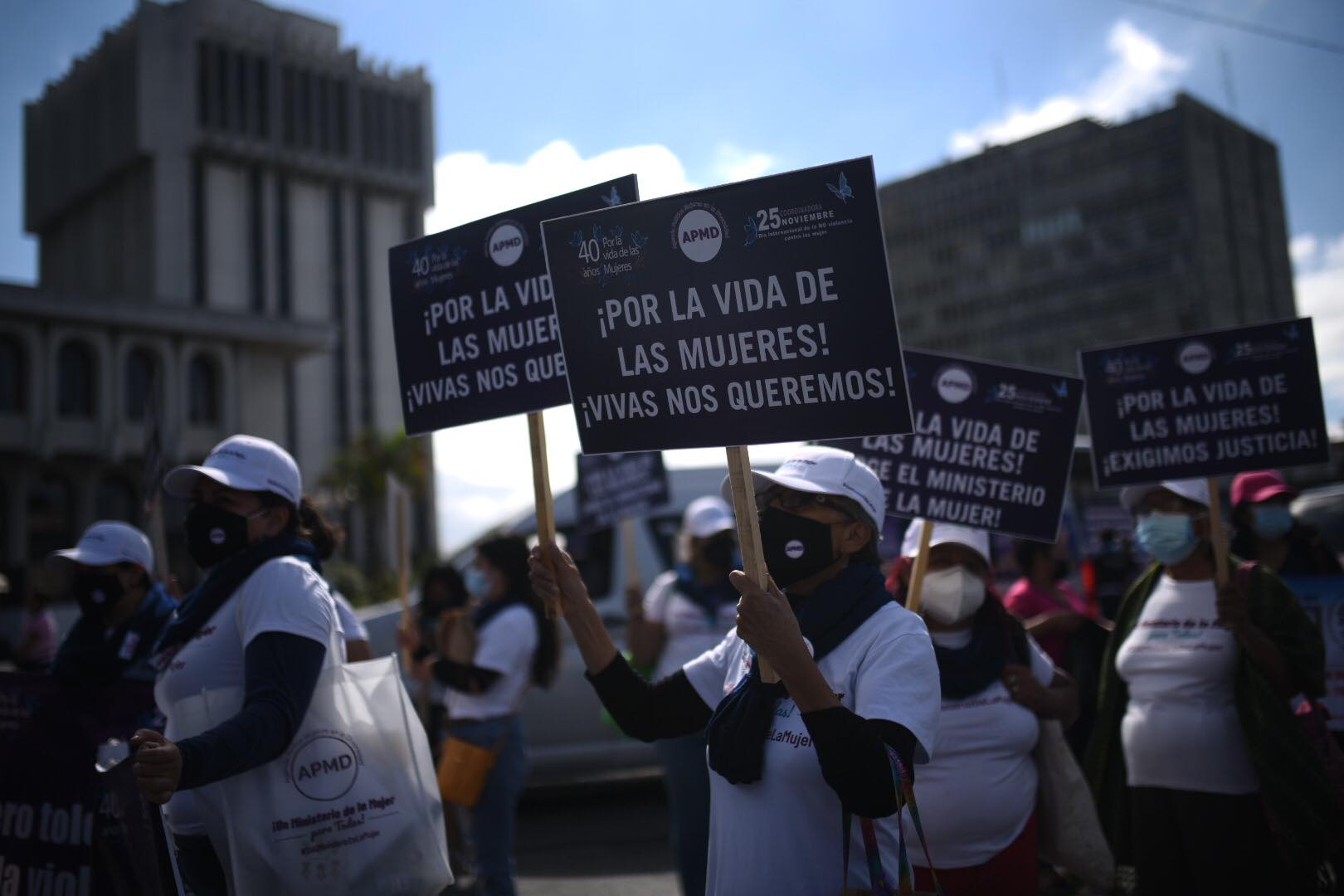 Mujeres marchan en Guatemala contra la violencia machista: «Vivas nos queremos»