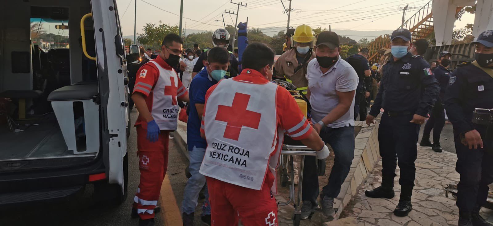 México entrega 17 visas humanitarias a migrantes involucrados en accidente