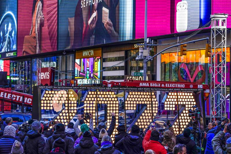 Times Square recibirá el 2022 con luces y fuegos artificiales