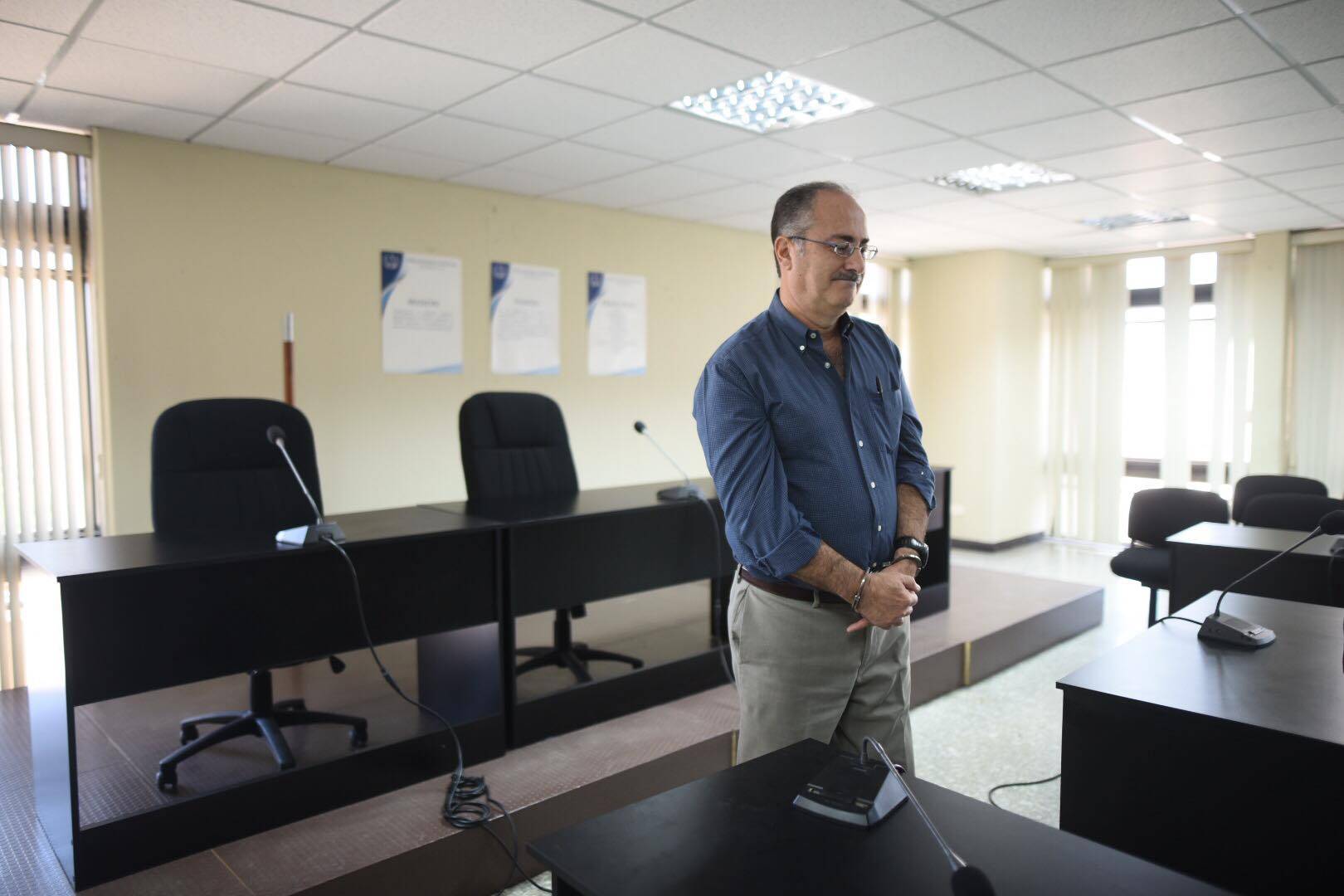 Pedro Muadi, expresidente del Congreso, recupera su libertad