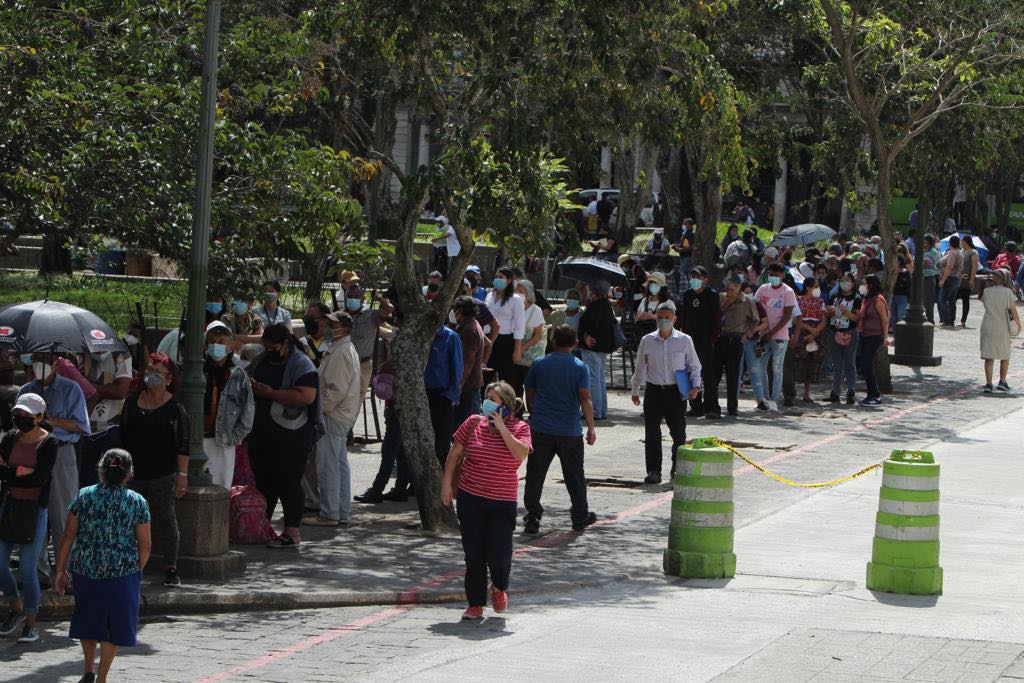 Amplían horarios para hacer pruebas de Covid-19 por aumento de casos