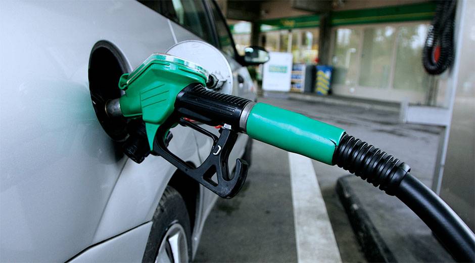 Precio de combustibles muestra primer aumento del año