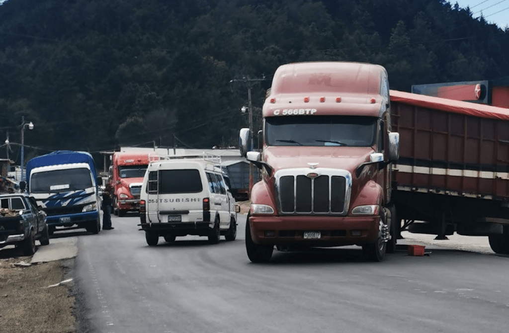 Esta es la recompensa en efectivo por denunciar a pilotos de tráileres y camiones ebrios