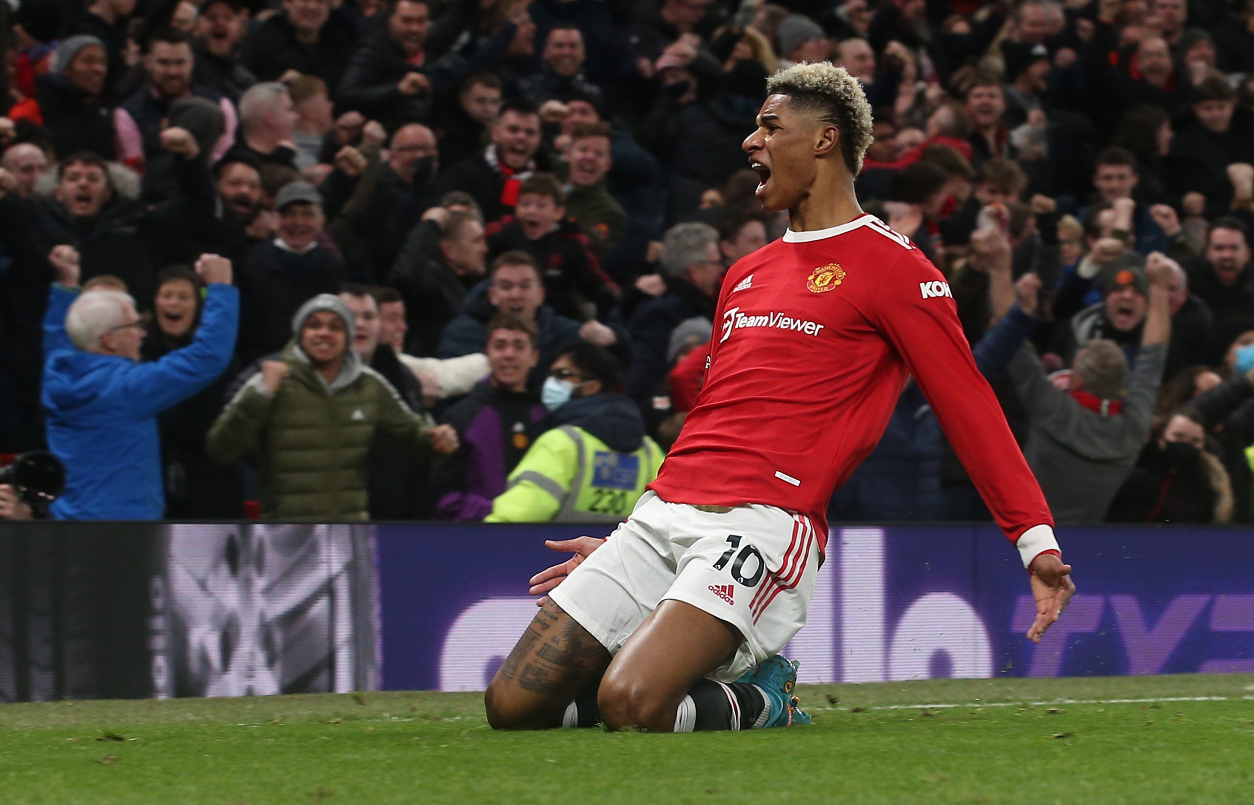 Marcus Rashord le da el triunfo al Manchester United en el último minuto