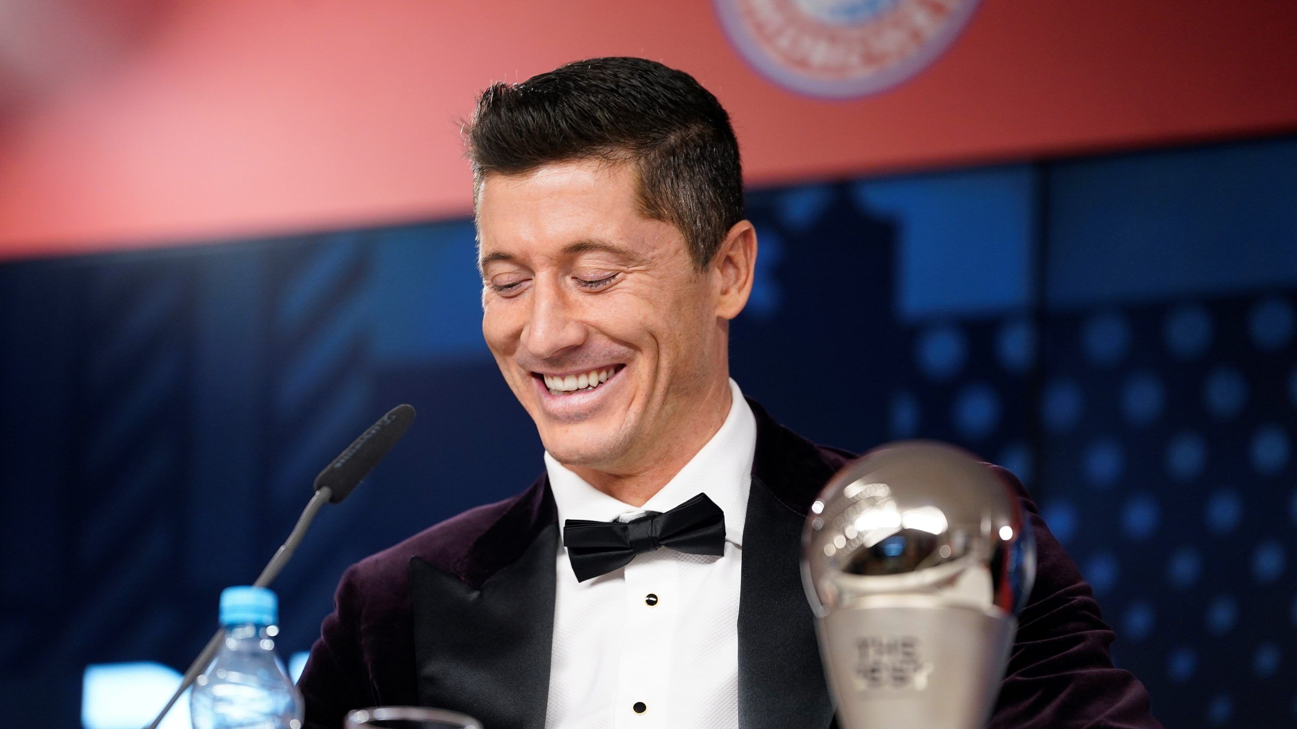 Lewandowski: «El Premio The Best es más importante que el Balón de Oro»