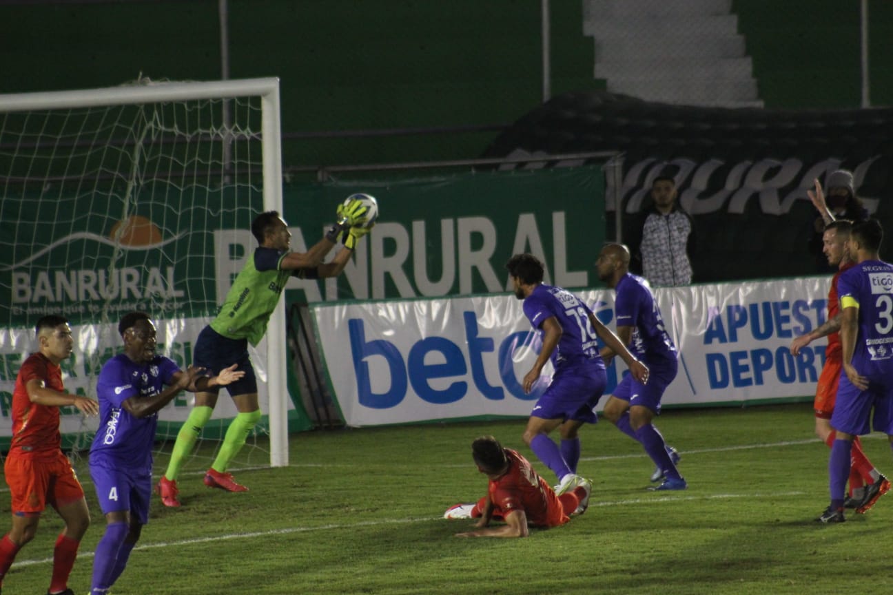 VIDEO. Municipal remonta y se lleva el triunfo ante Antigua GFC