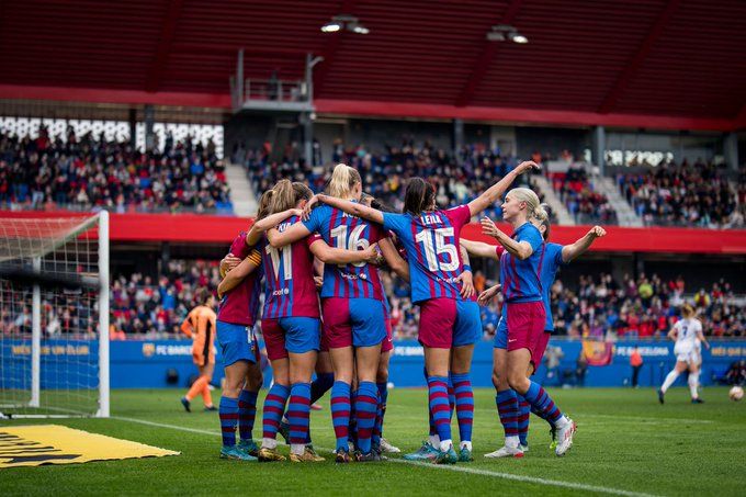 Barcelona Femenino conquista la Liga Española tras derrotar al Real Madrid