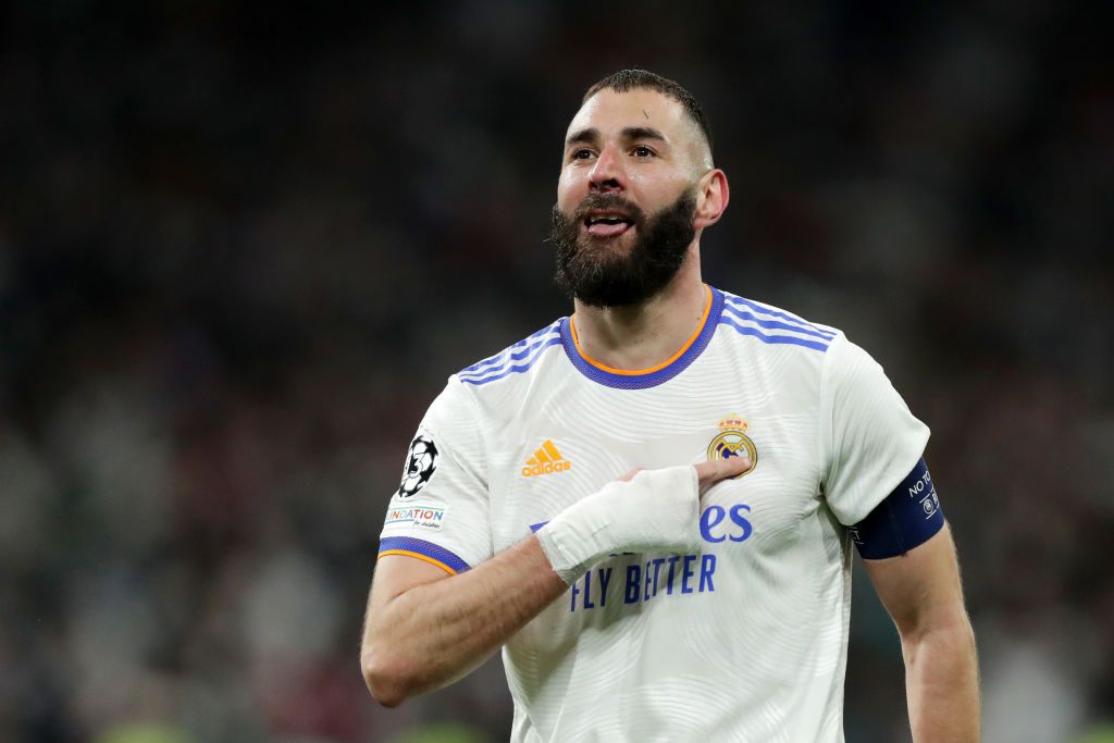 Benzema tuvo su noche de oro tras convertirse en el tercer goleador histórico del Real Madrid