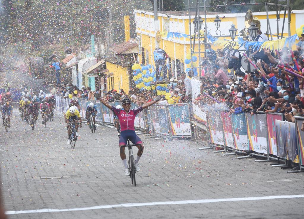 ¡Ecuador triunfa! Steven Haro se lleva la segunda etapa de la Vuelta Bantrab