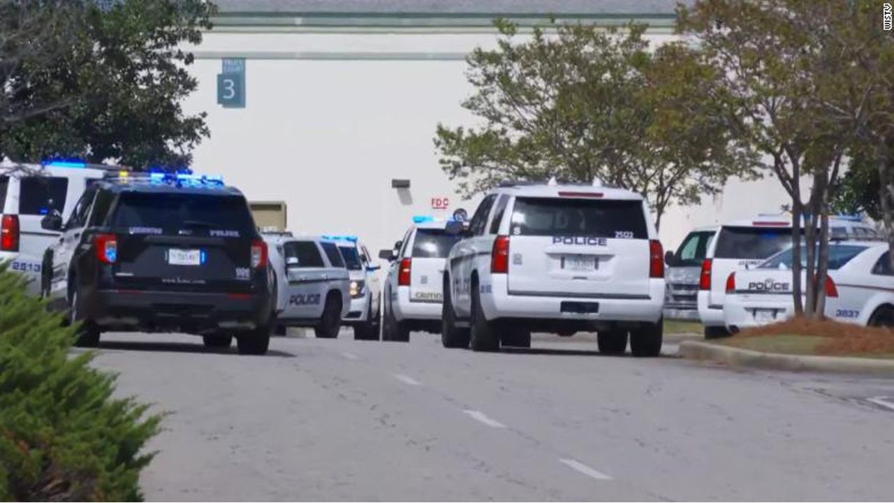 Tiroteo en centro comercial de Columbia deja más de 12 heridos