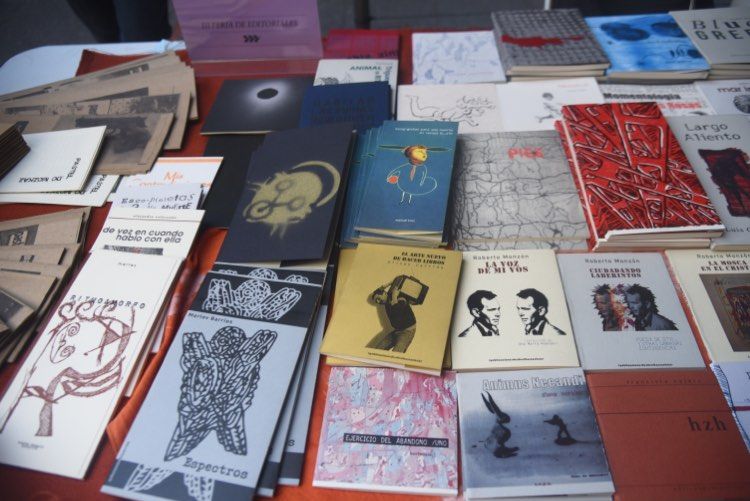 Se realiza la III Feria de Editoriales en conmemoración del Día internacional del Libro