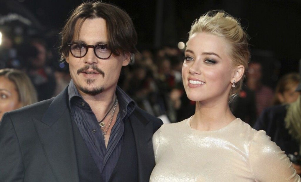 Johnny Depp describe cuando Amber Heard defecó en su cama