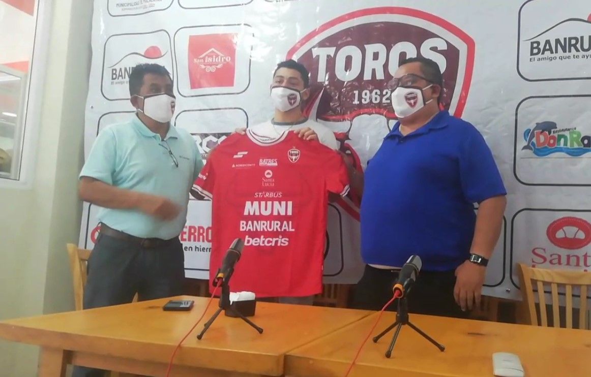 Darwin Lom ya luce los colores del Deportivo Malacateco