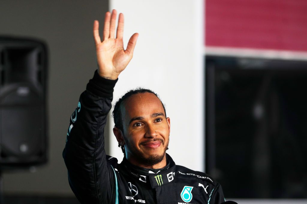 Lewis Hamilton entre los inversionistas que quieren comprar al Chelsea