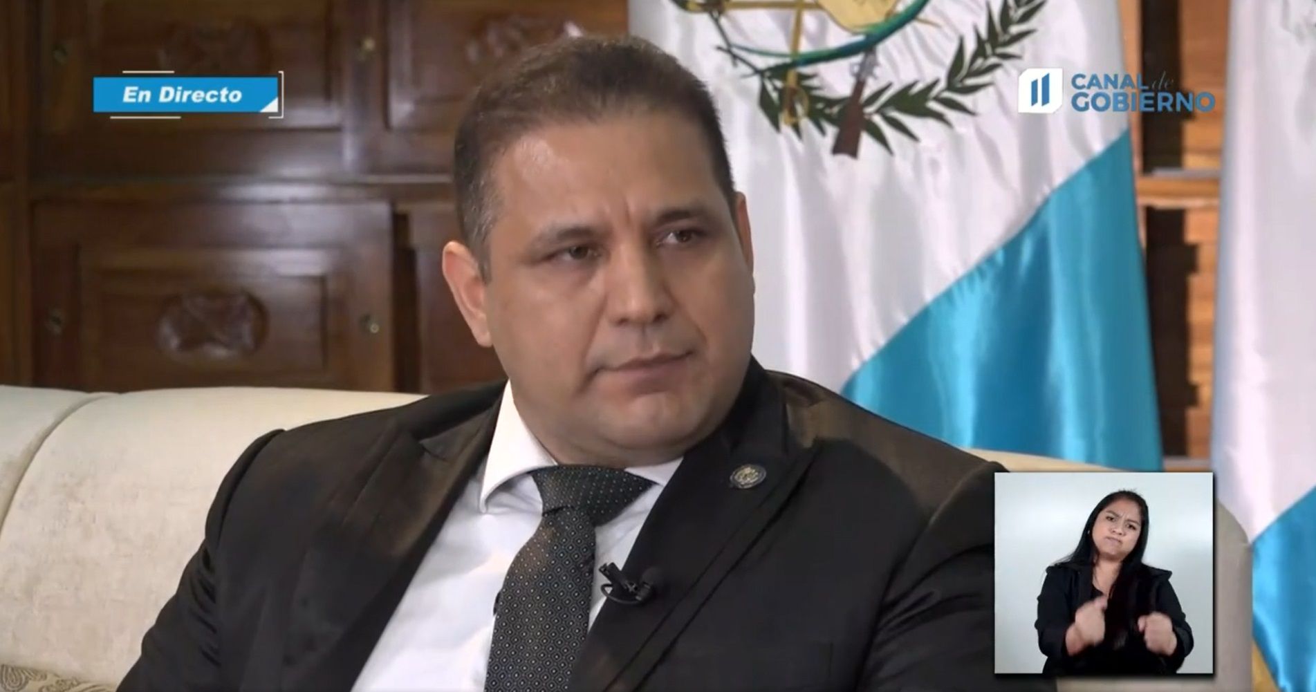 Henry Elías, el primer candidato a fiscal general entrevistado por Giammattei