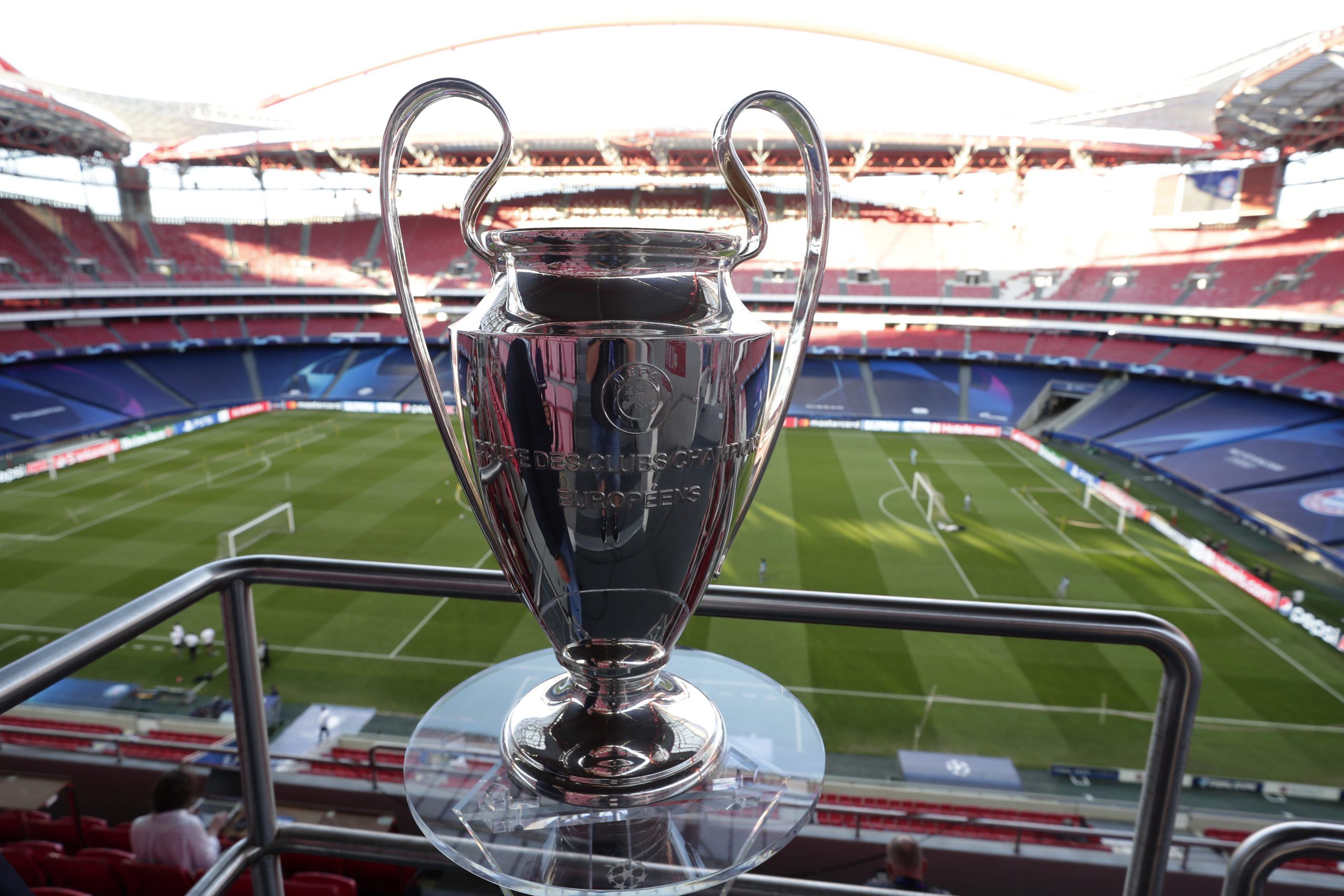 Con la Super Liga de reojo la UEFA presenta el nuevo formato de la Champions