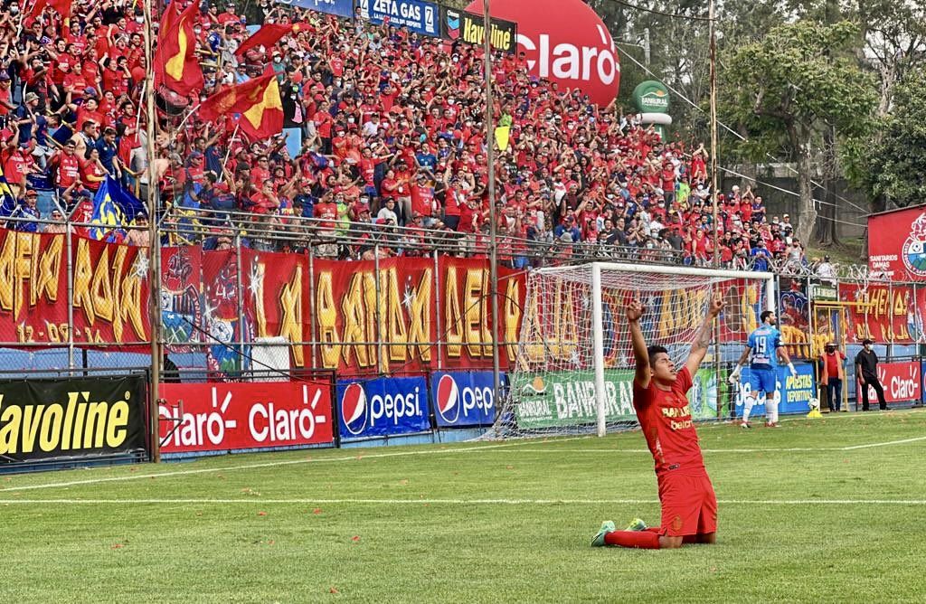 ¡Entre los cuatro mejores! Municipal es el primer semifinalista del Clausura 2022