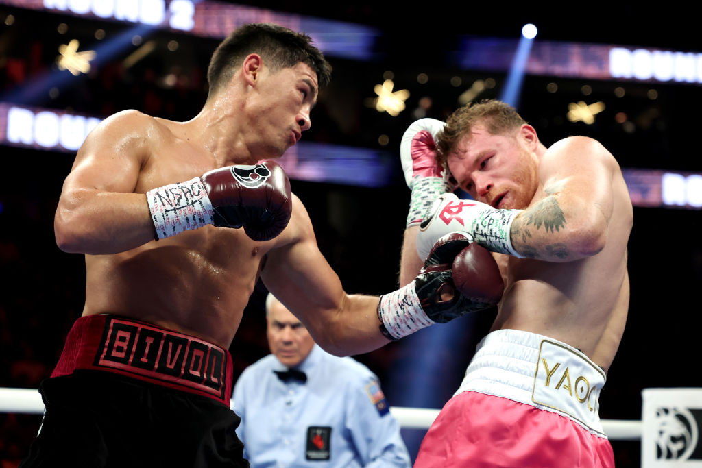 El ruso Dmitry Bivol da la sorpresa y derrota al ´Canelo’ Álvarez en Las Vegas