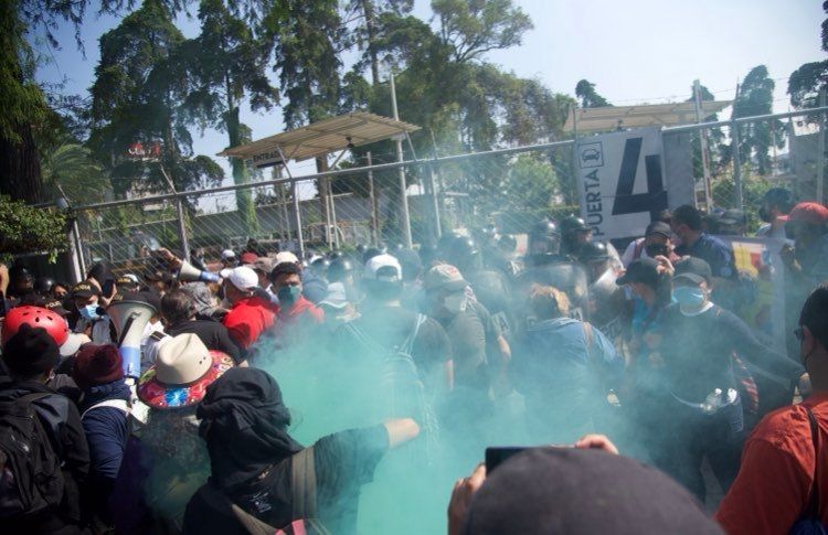 Situación tensa durante protesta contra elección de rector de la Usac