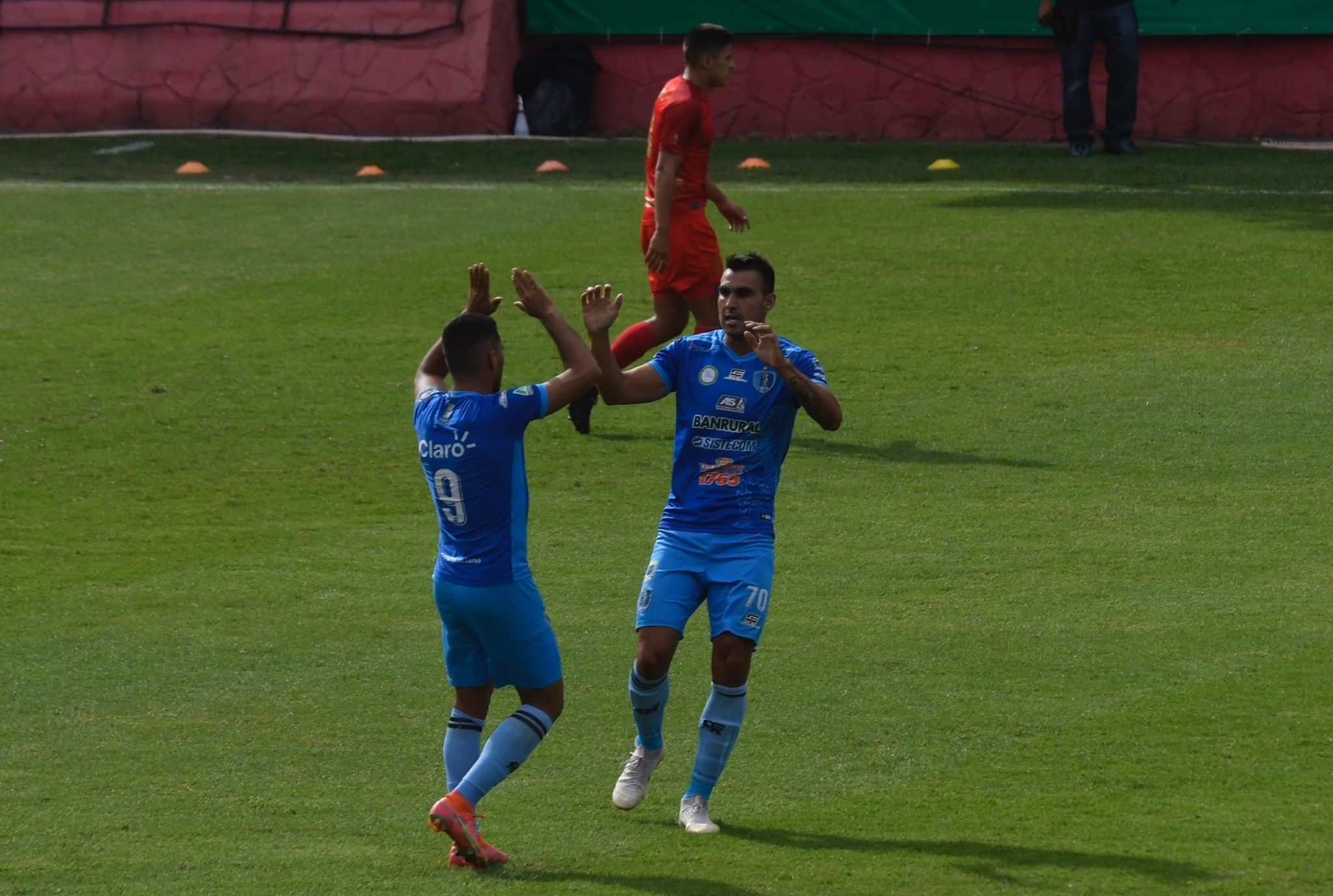 Isaac Acuña conquista el premio al máximo goleador de la fase regular del Clausura 2022